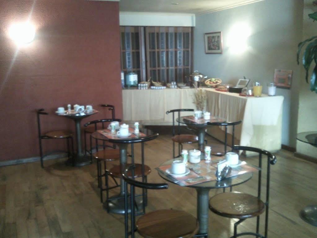 Hotel Alto Parana Cordoba Bagian luar foto